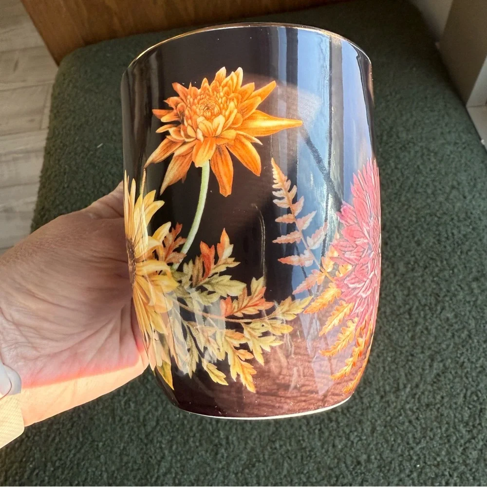 William Sonoma California Harvest Bloom Coffee Gold‎ Rimmed Floral Mug Set Of 2